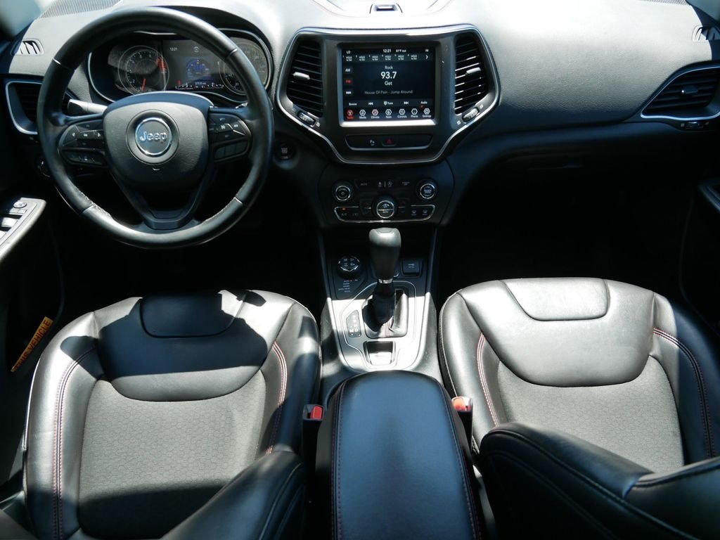 Certified Used 2020 White Jeep Trailhawk image 13