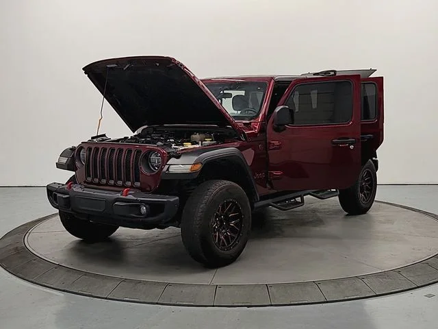 Used 2021  Jeep Unlimited Rubicon image 11