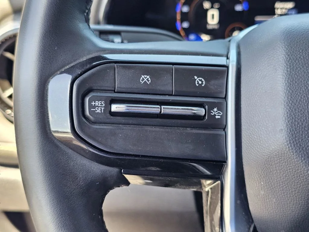 Used 2024 Summit White Chevrolet ZR2 image 19