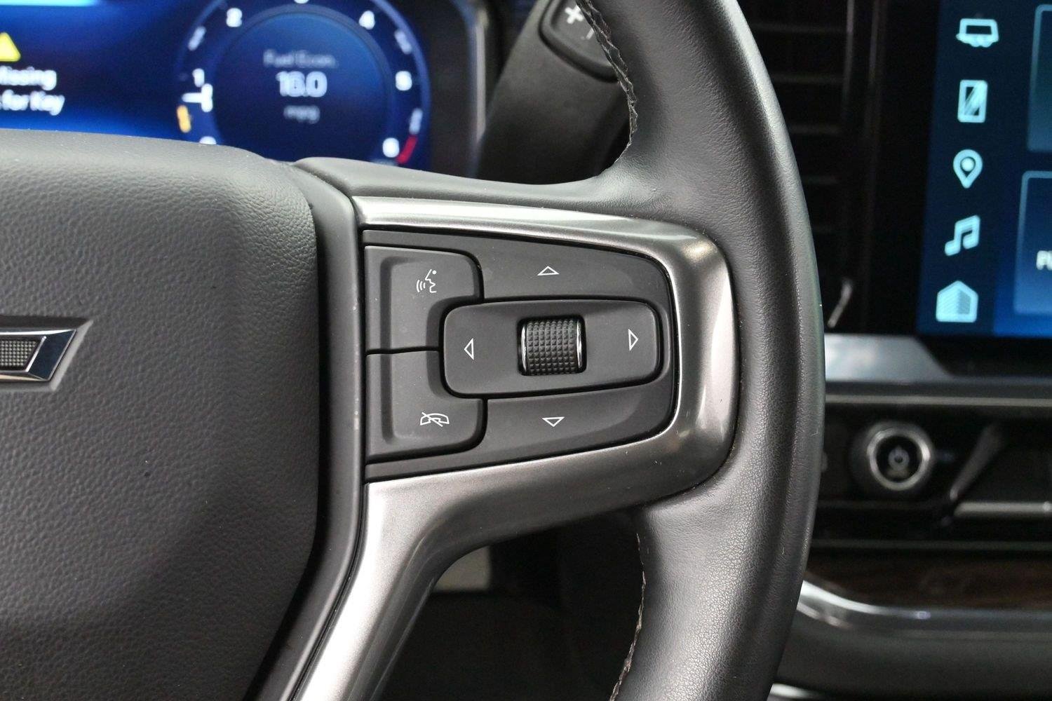 Used 2024 Summit White Chevrolet LT Trail Boss image 16