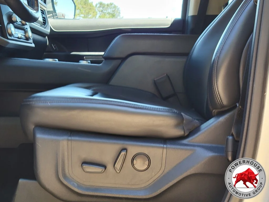 Used 2023 Silver Ford XLT image 25