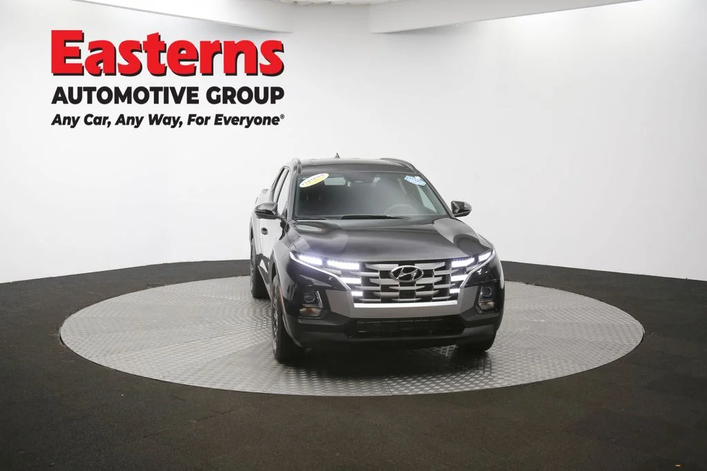 Used 2022 Black Hyundai SEL image 47