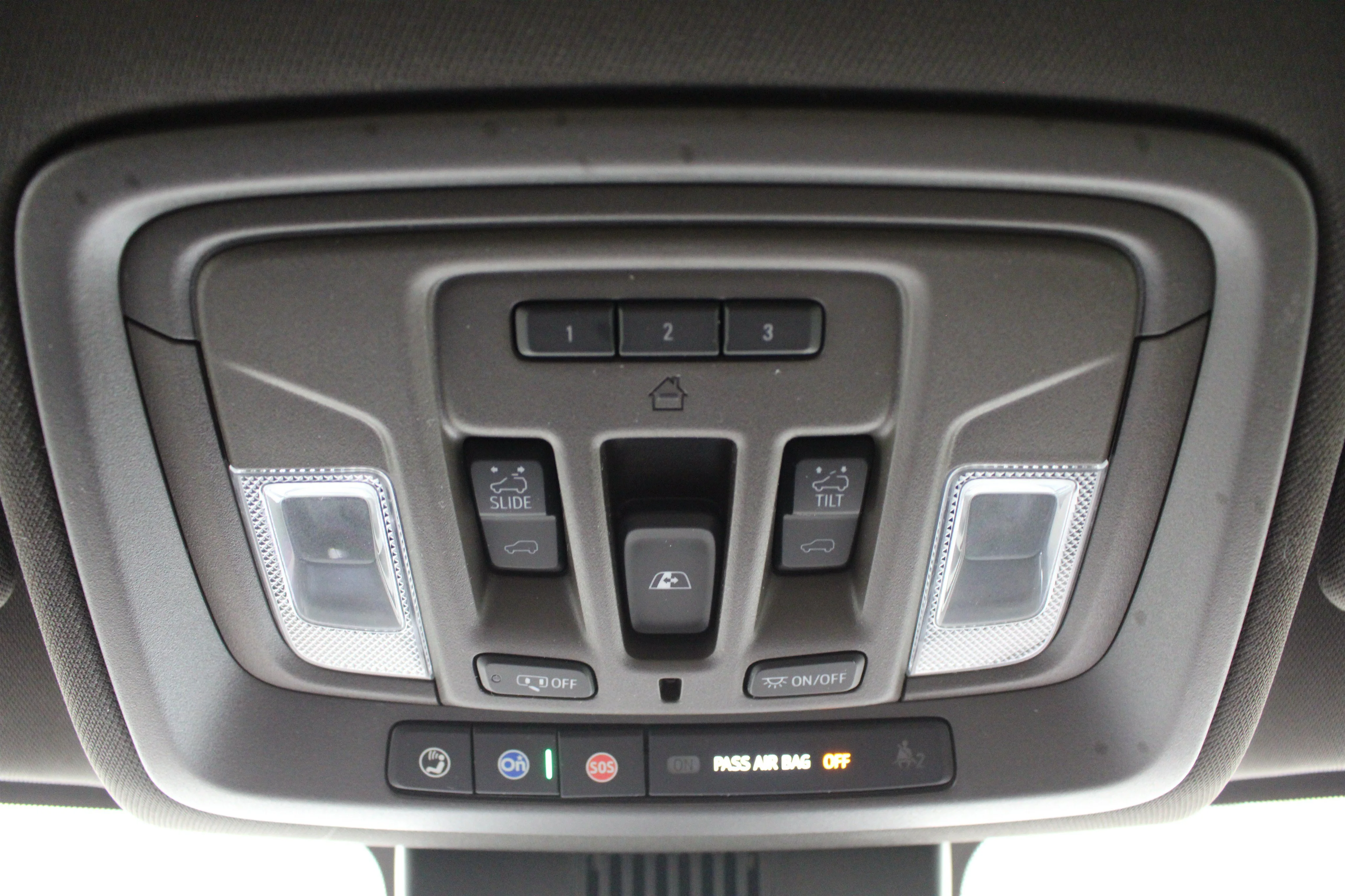 2024 Chevrolet Silverado 1500 LTZ - Photo 19