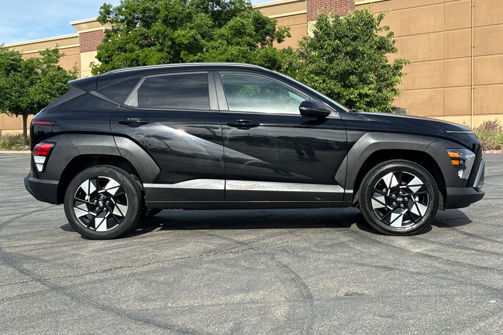 2024 Hyundai Kona SEL - Photo 8