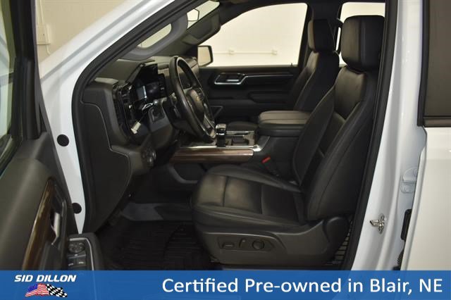 Used 2025 Summit White Chevrolet LT image 7