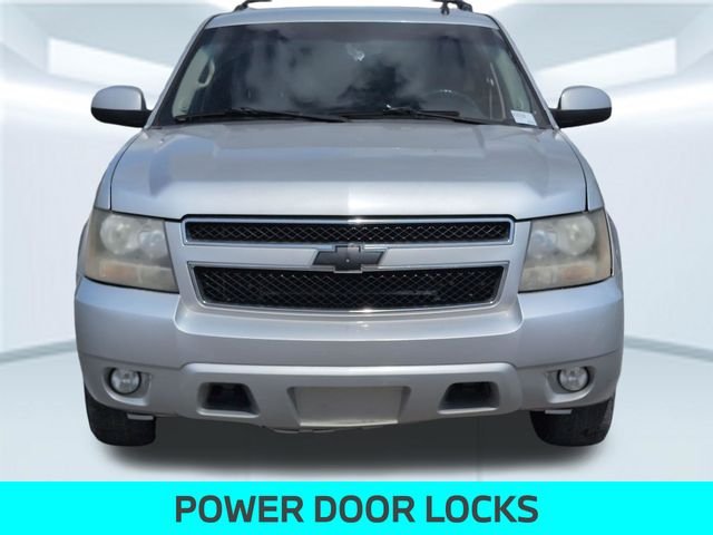 2010 Chevrolet Suburban LT - Photo 10