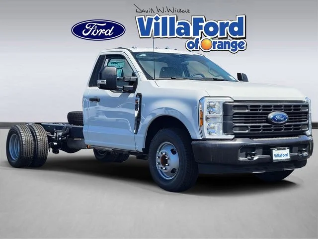 2026 Ford F-350 Super Duty Chassis Cab