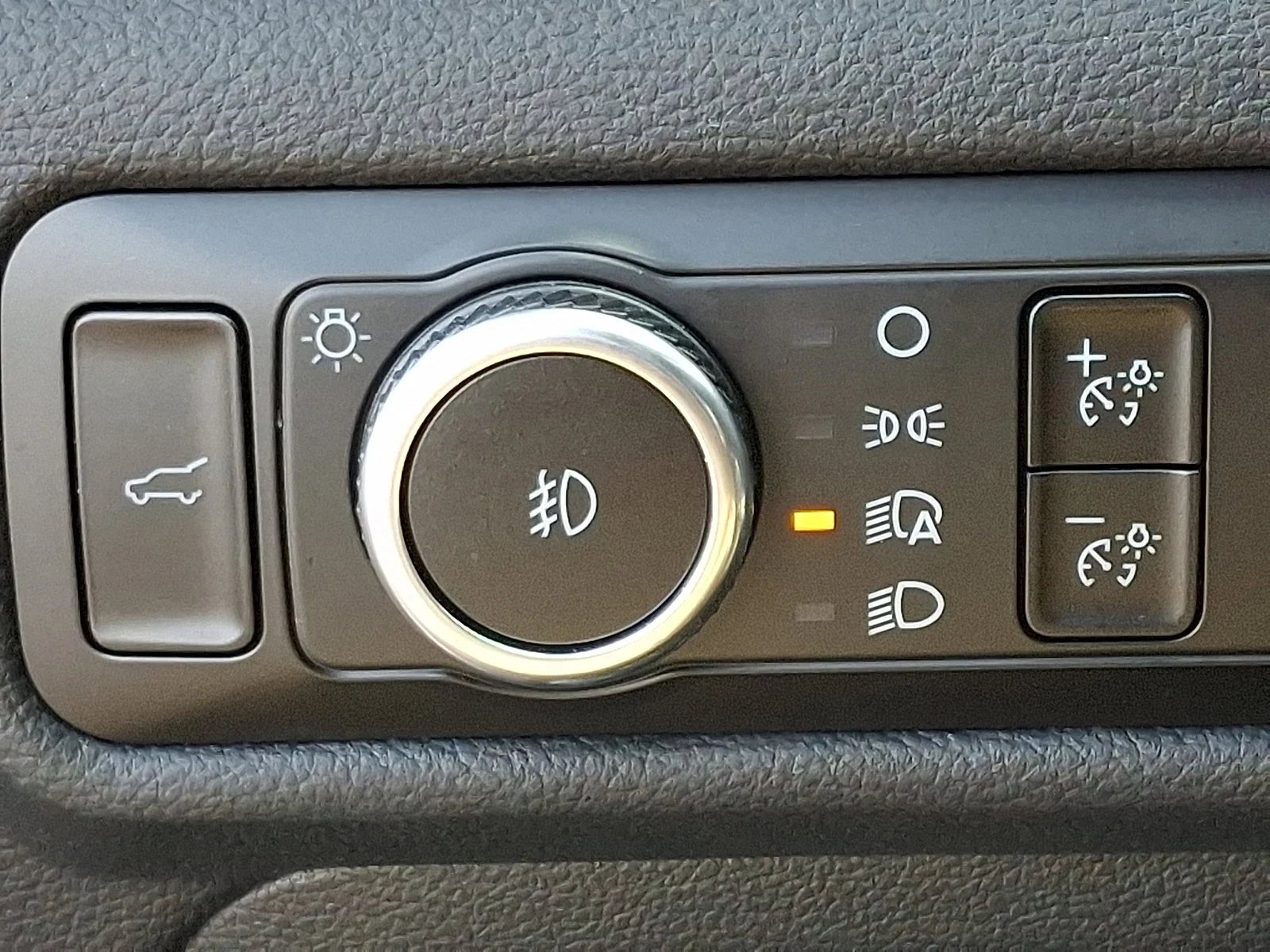 Used 2023 Black Metallic Ford XLT image 25