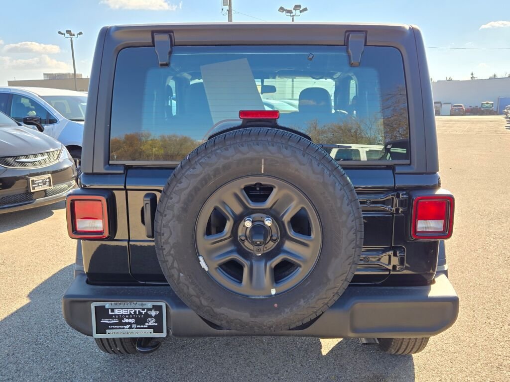 New 2026 Black Clear-Coat Exterior Paint Jeep Sport image 10