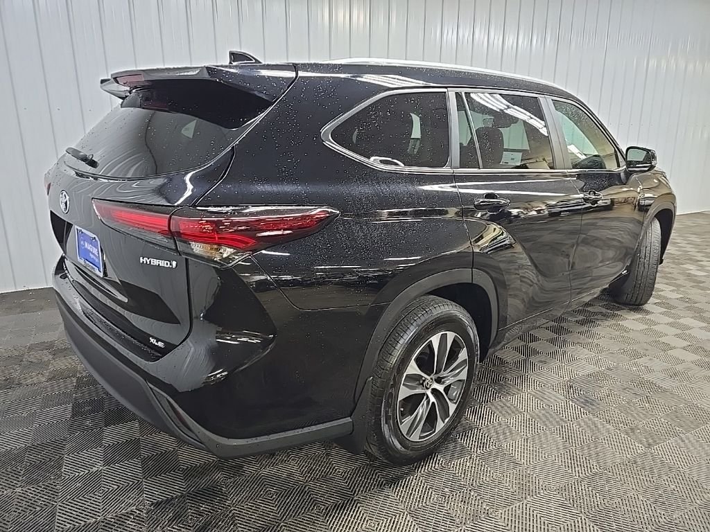 Used 2024 Black Toyota XLE image 10