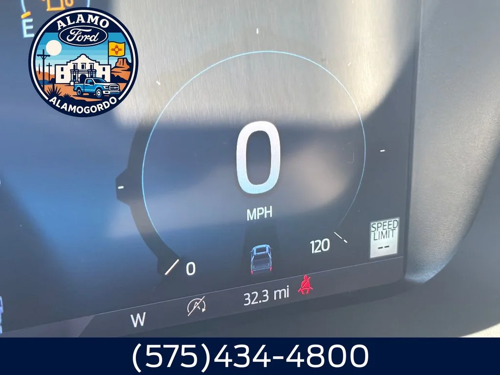 New 2026 Oxford White Ford XLT image 16