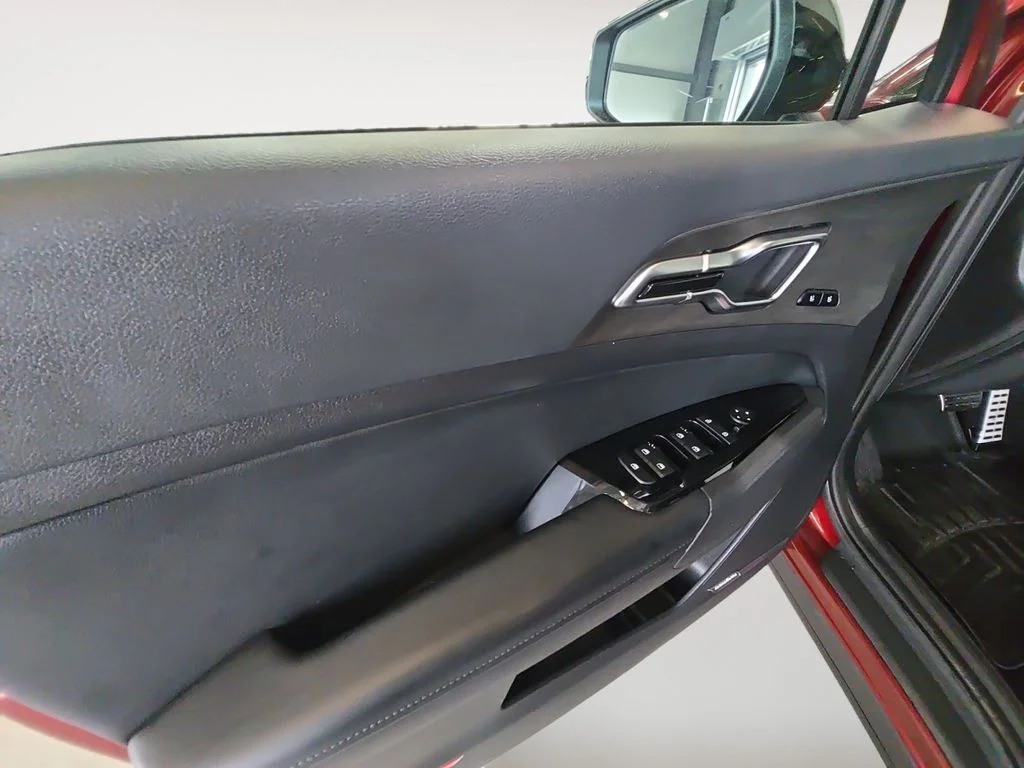 Used 2023 Red Kia X-Line Prestige image 10