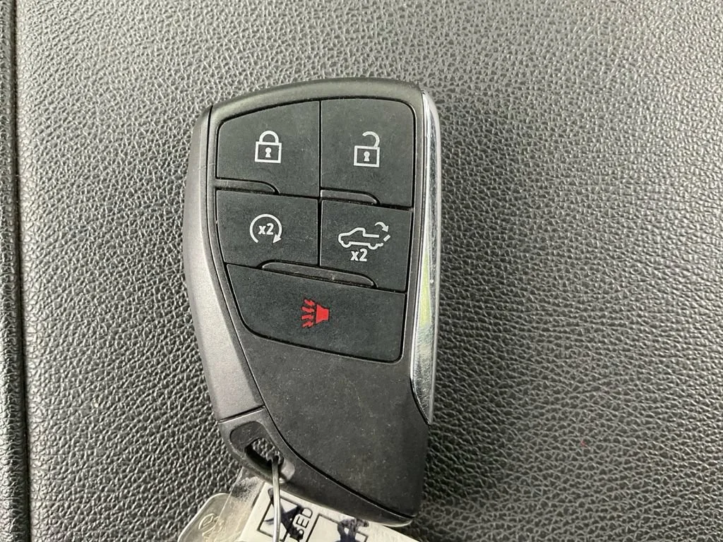 Used 2025 Summit White Chevrolet LT Trail Boss image 36