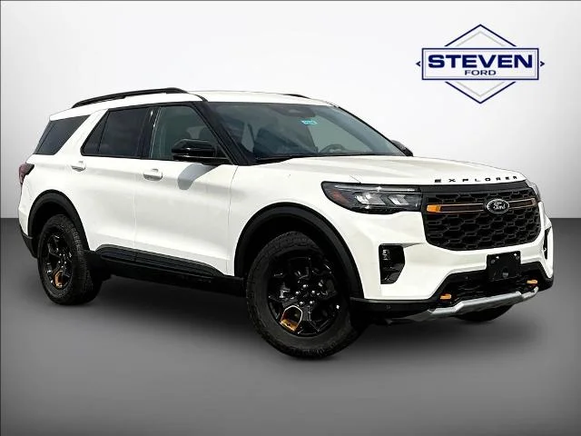 New 2026 Star White Metallic Tri-Coat Ford Tremor® image 36