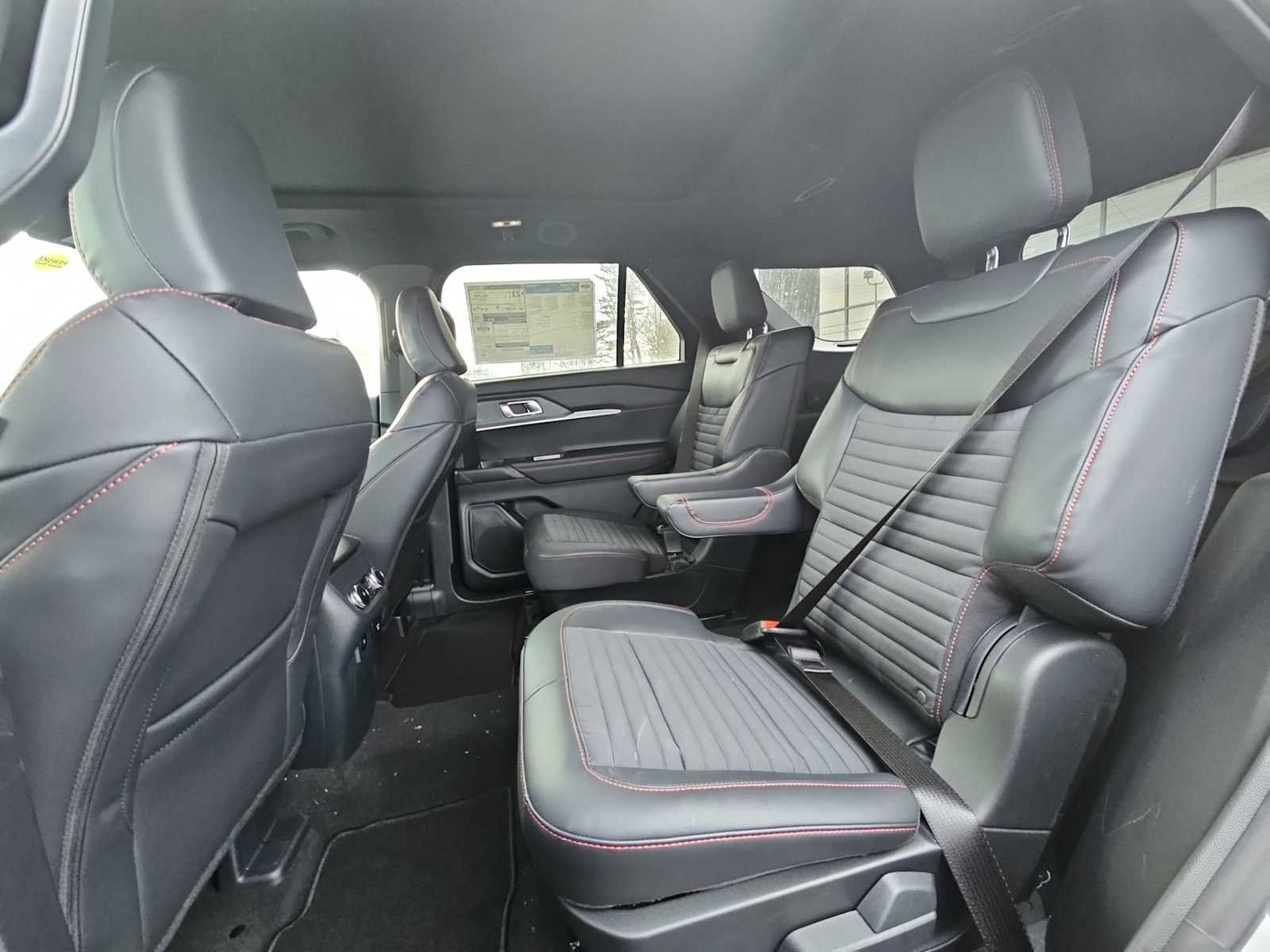 New 2026 Carbonized Gray Metallic Ford ST-Line image 14