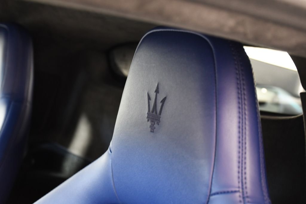Used 2022 Bianco Audace Maserati Base image 18