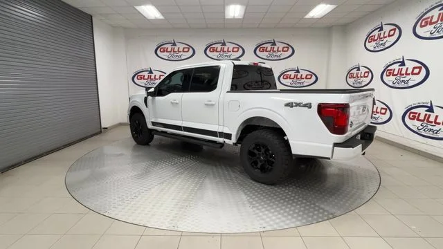 New 2026 Oxford White Ford XLT image 9