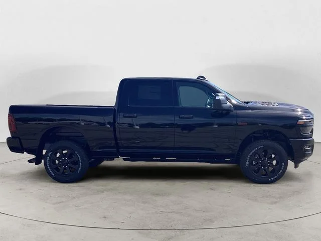 New 2026 Diamond Black Ram LARAMIE CREW CAB 4X4 6