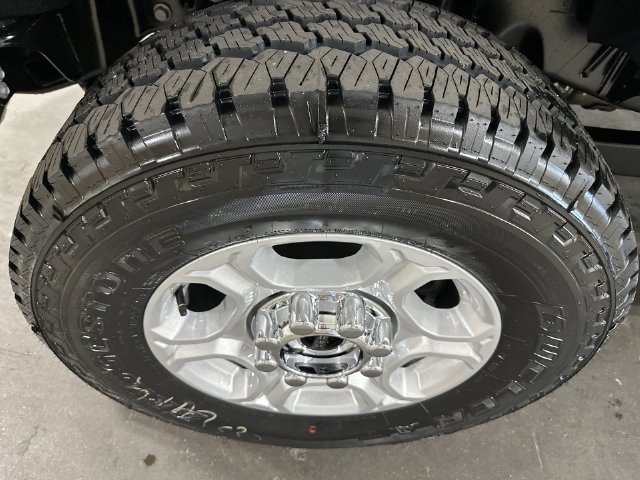 New 2027 White Ford XLT image 23