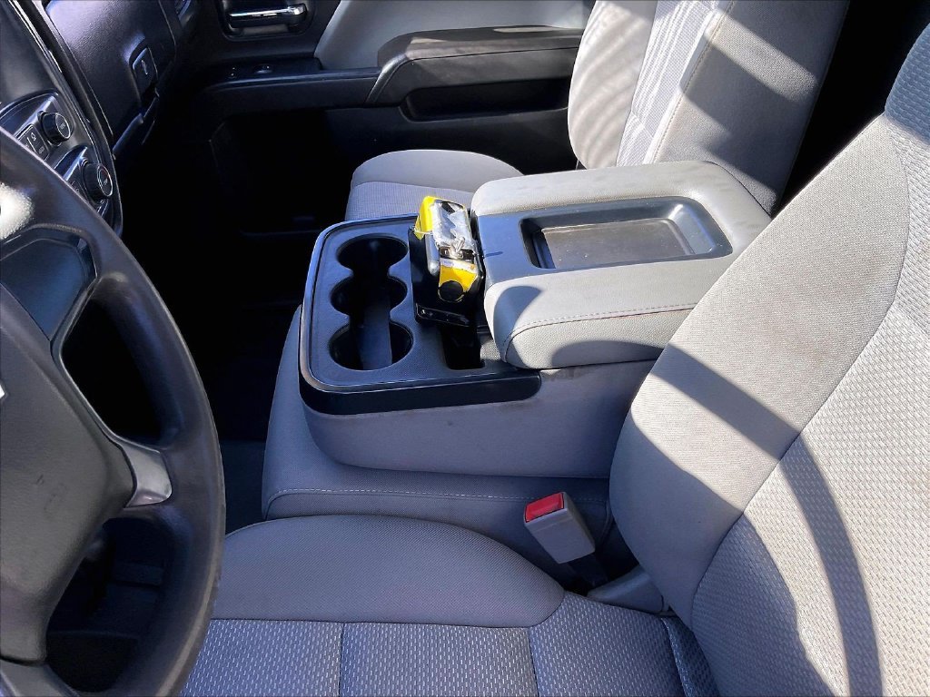 Used 2017 White Chevrolet Work Truck image 17