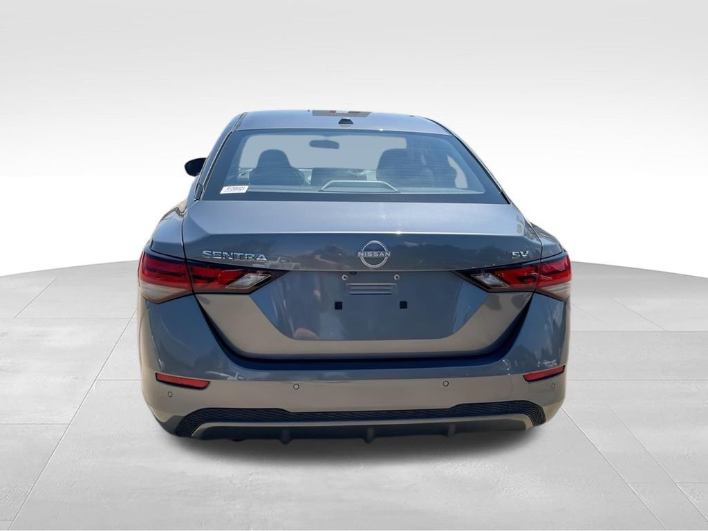 Used 2024 Gray Nissan SV image 7