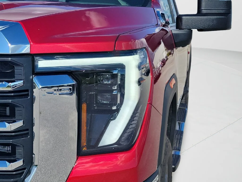 New 2026 Volcanic Red Tintcoat GMC SLT image 9