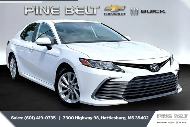 2022 Toyota Camry LE