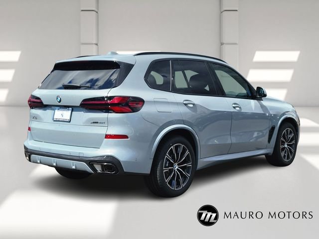 Used 2026 Gray BMW xDrive40i image 3