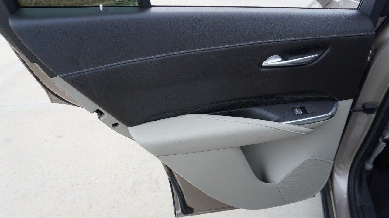 Used 2022 Beige Cadillac FWD Premium Luxury image 34