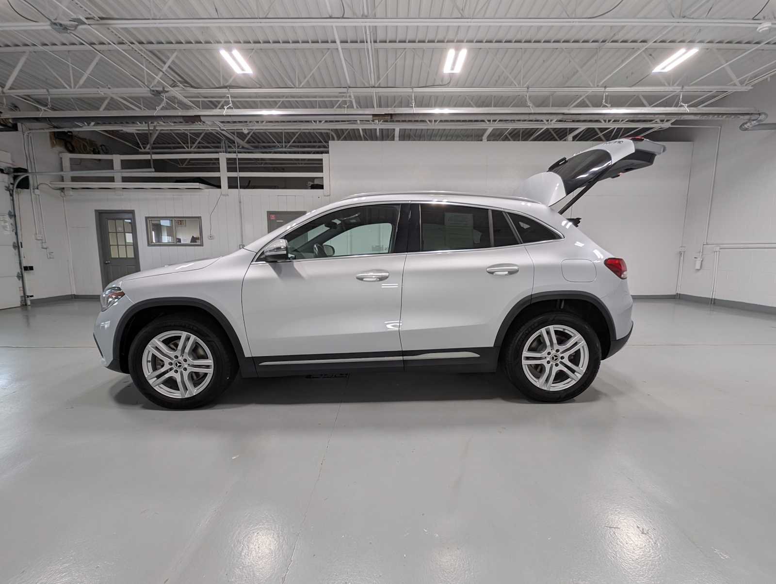 Certified Used 2023 Iridium Silver Metallic Mercedes-Benz GLA 250 image 11