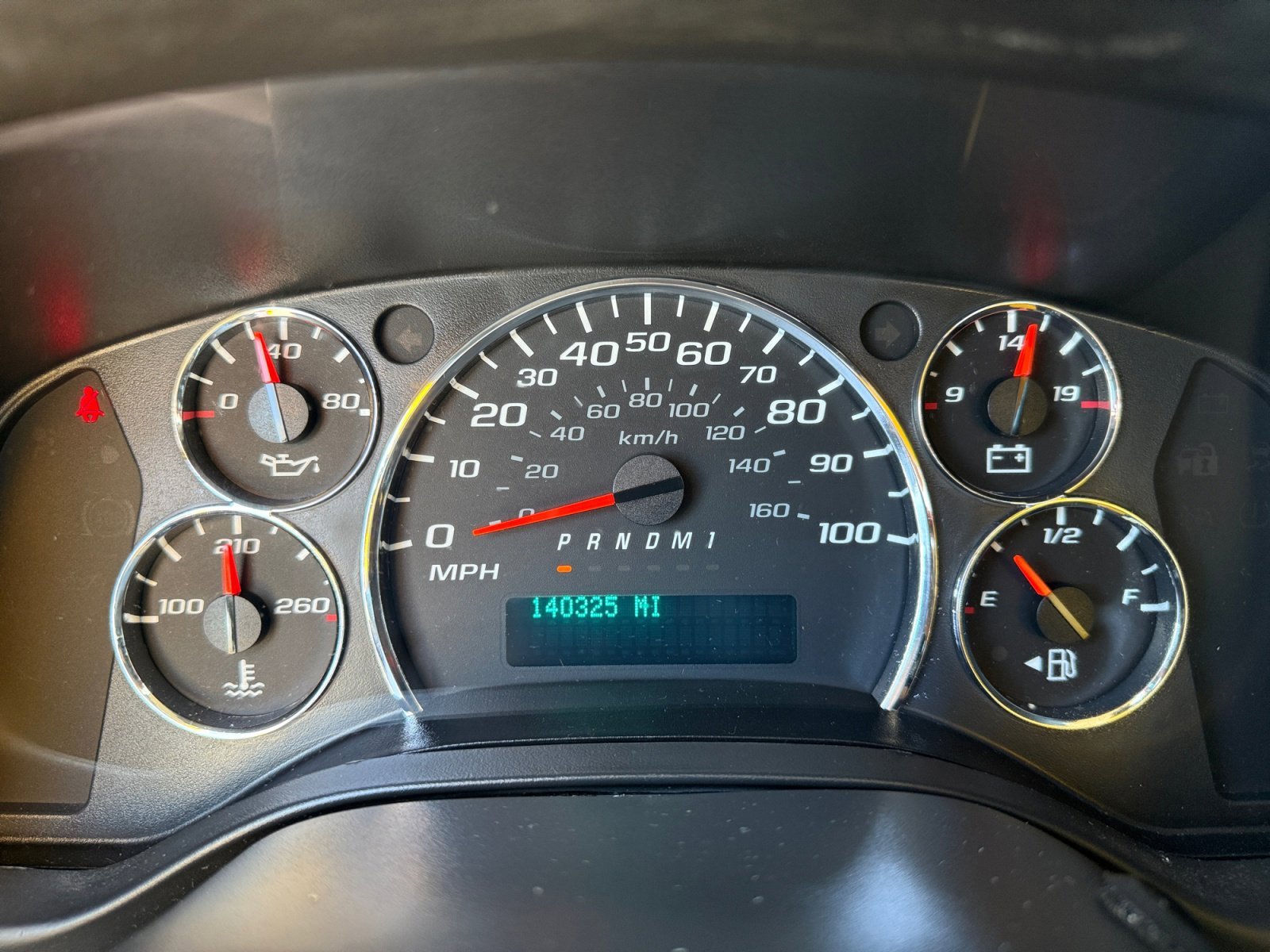 Used 2018 Orange GMC Work Van image 11