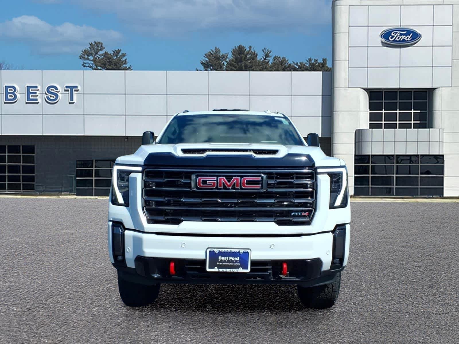 Used 2024 Summit White GMC AT4 image 11