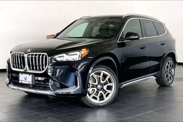 New 2026 Black Sapphire Metallic BMW xDrive28i image 1