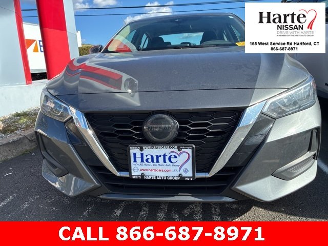 2022 Nissan Sentra SV photo 2