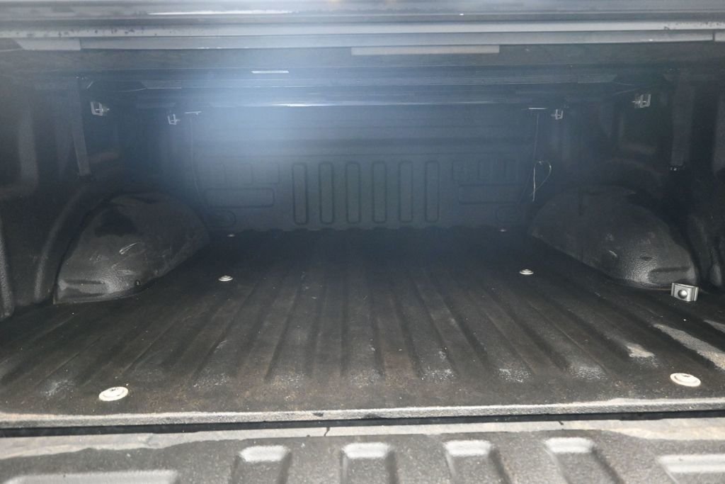 Used 2019 Gray Ford XLT image 25