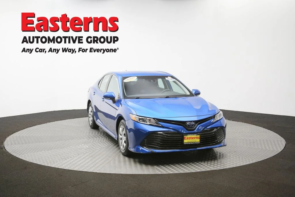 Used 2020 Blue Toyota LE image 47