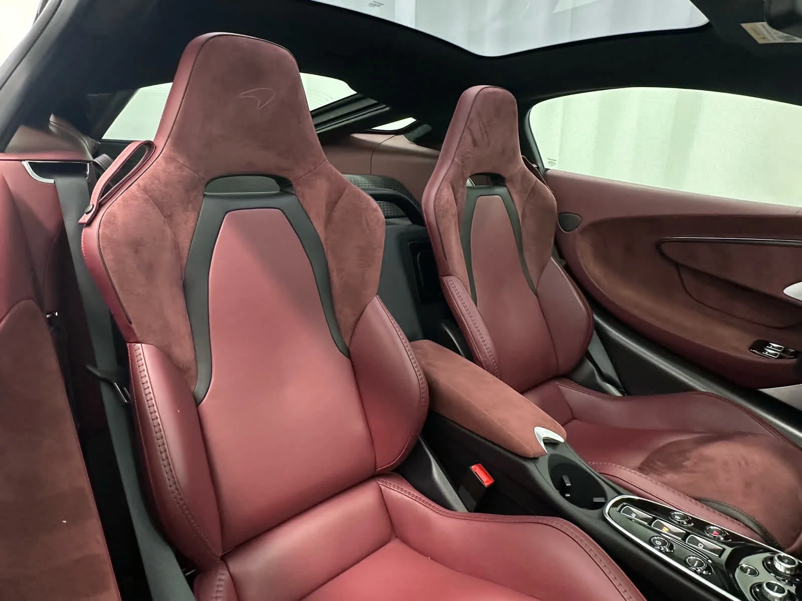 Used 2025 Anthracite McLaren  image 15