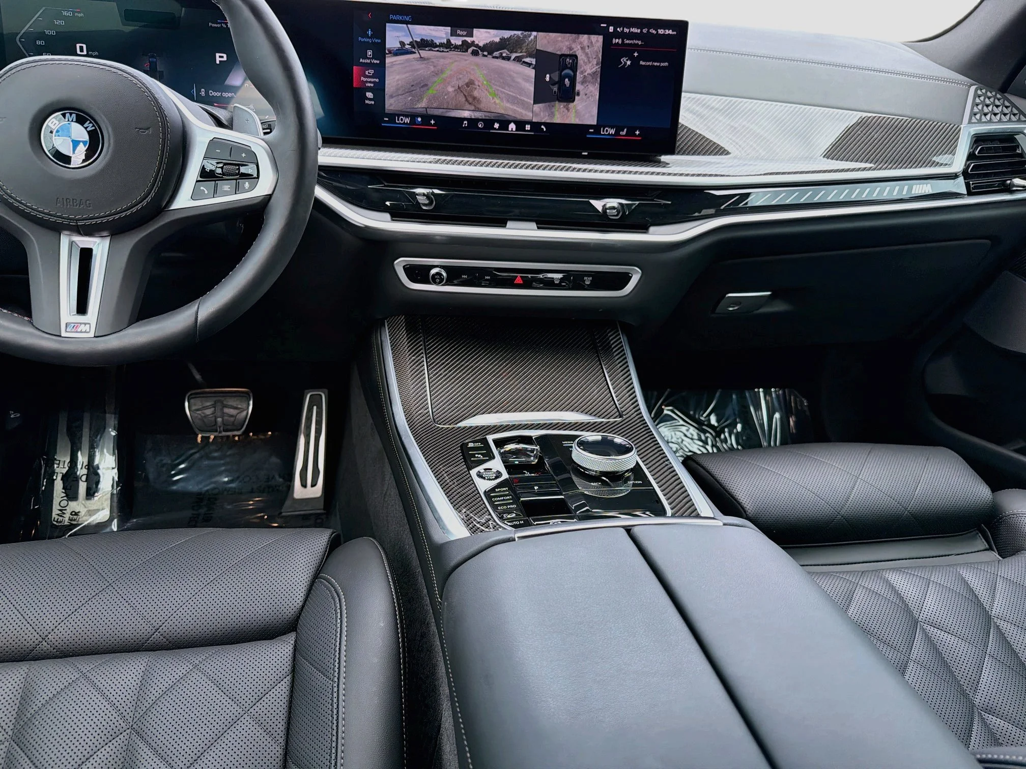 Used 2025 Black Sapphire Metallic BMW M60i image 20
