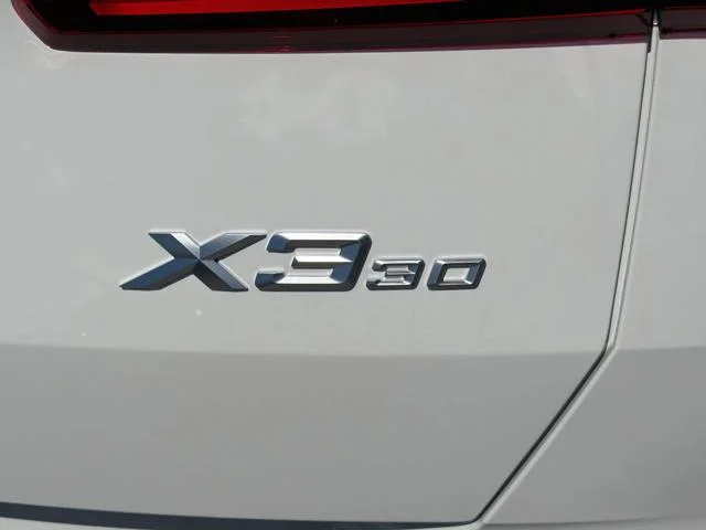 New 2026 Alpine White BMW 30 xDrive image 11