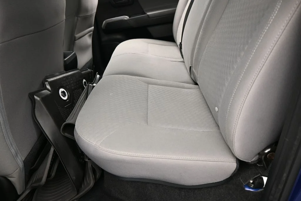 Used 2022 Blue Toyota SR5 image 29