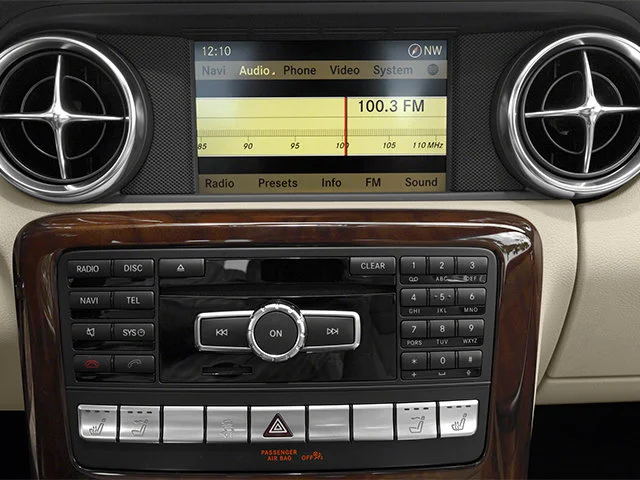 Used 2013 Silver Mercedes-Benz SLK 250 image 9