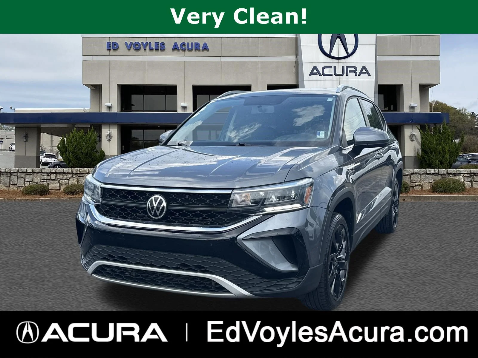 Used 2022 Platinum Gray Metallic Volkswagen SE image 1