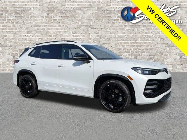 2025 Volkswagen Tiguan 2.0T SE R-Line Black