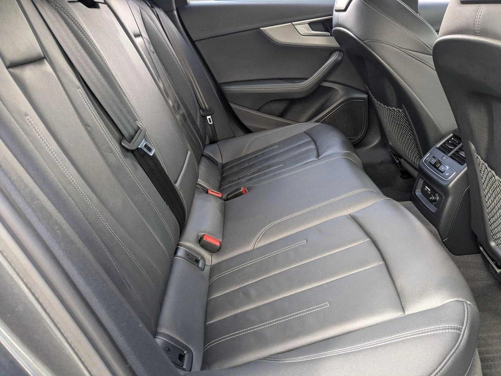 Used 2023 Daytona Gray Pearl Effect Audi S line Prestige image 19