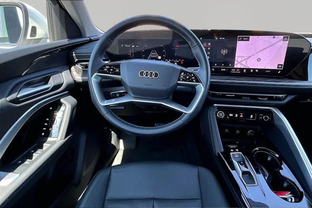 Used 2025 White Audi 2.0T Premium image 5