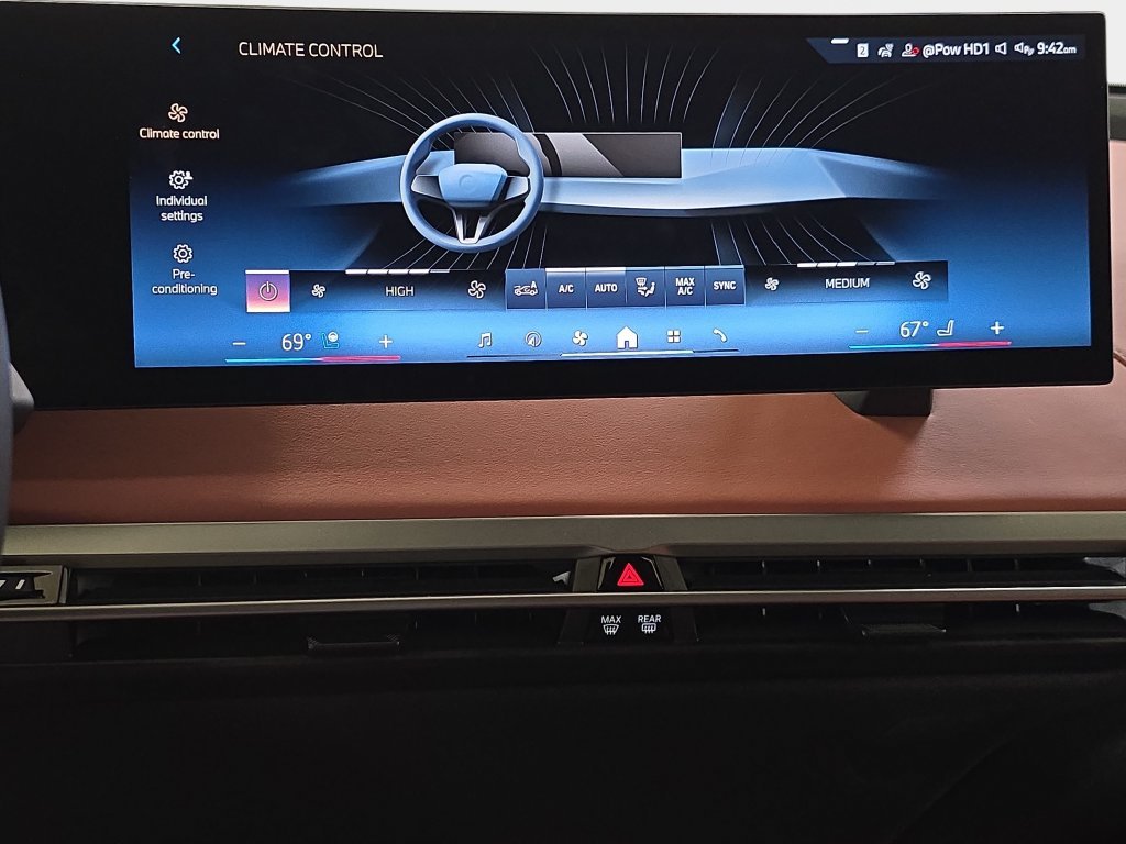 Used 2026 Black Sapphire Metallic BMW xDrive45 image 25