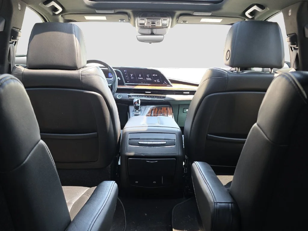 Used 2022 CRYSTAL WHITE TRICOAT Cadillac Premium Luxury image 12