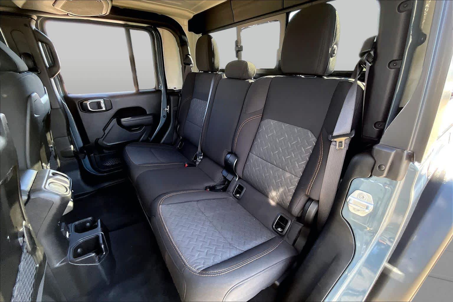 Used 2026 Anvil Clearcoat Jeep Mojave image 21