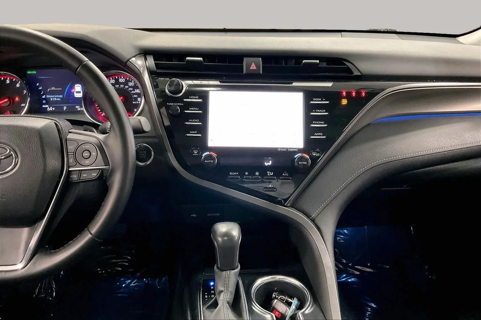 Used 2020 Galactic Aqua Mica Toyota XSE image 7