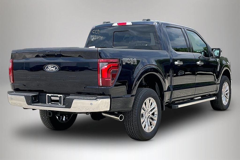 New 2026 Ford F-150 Lariat 4D SuperCrew